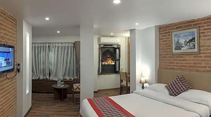 Kailash Kuti Hotel 5*
